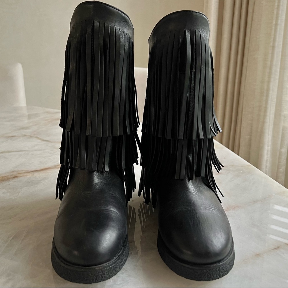 KOOLABURRA Australia Black Leather Fringe Boots